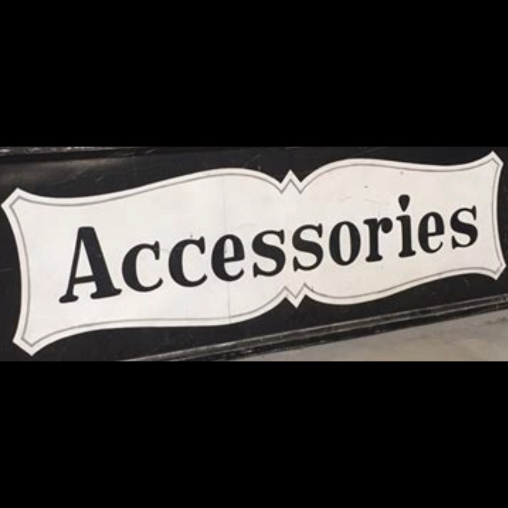 Accessories. Gloves, Scarves, Bags & Jewelry